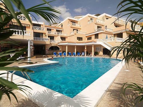 Paradise Court Aparthotel 阿德耶 外观 照片